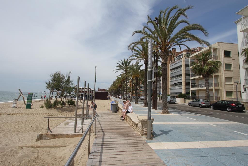 For A Stay Sol Mar Salou Esterno foto
